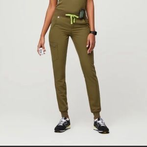 Martini Olive Zamora™ High Waisted 2.0 Jogger Scrub Pants XS/Martini Olive